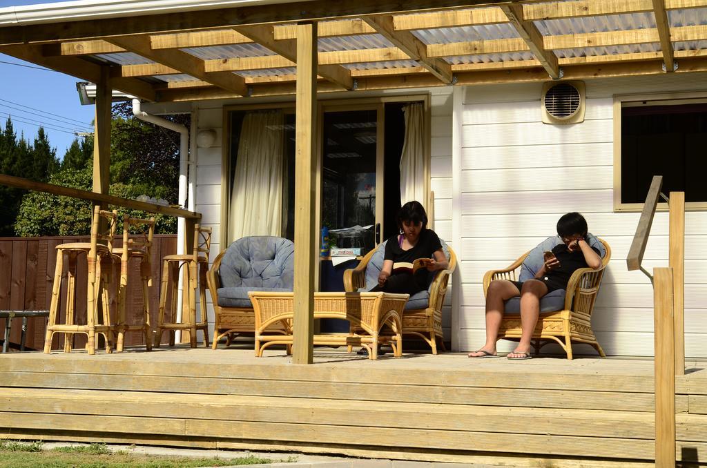 Tony'S Lodge Turangi Kültér fotó