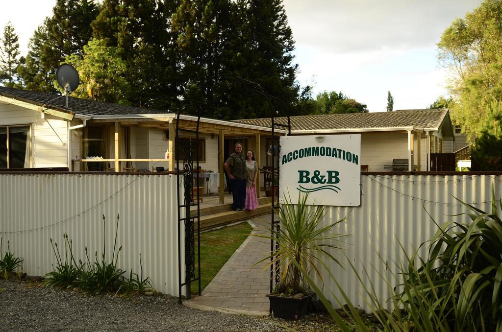 Tony'S Lodge Turangi Kültér fotó